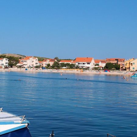 Apartmani Vjeko Vir Εξωτερικό φωτογραφία