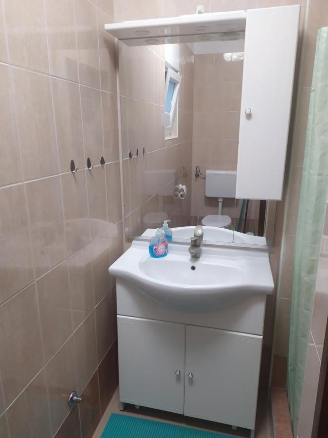 Apartmani Vjeko Vir Εξωτερικό φωτογραφία