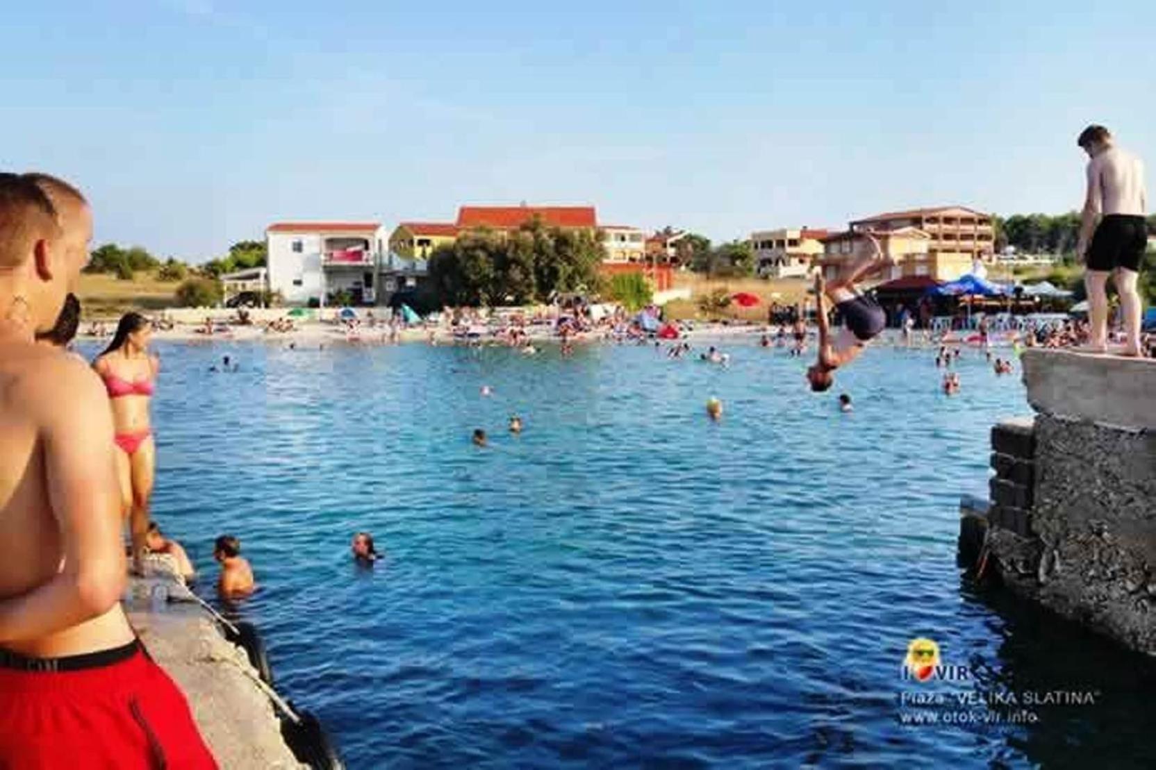 Apartmani Vjeko Vir Εξωτερικό φωτογραφία