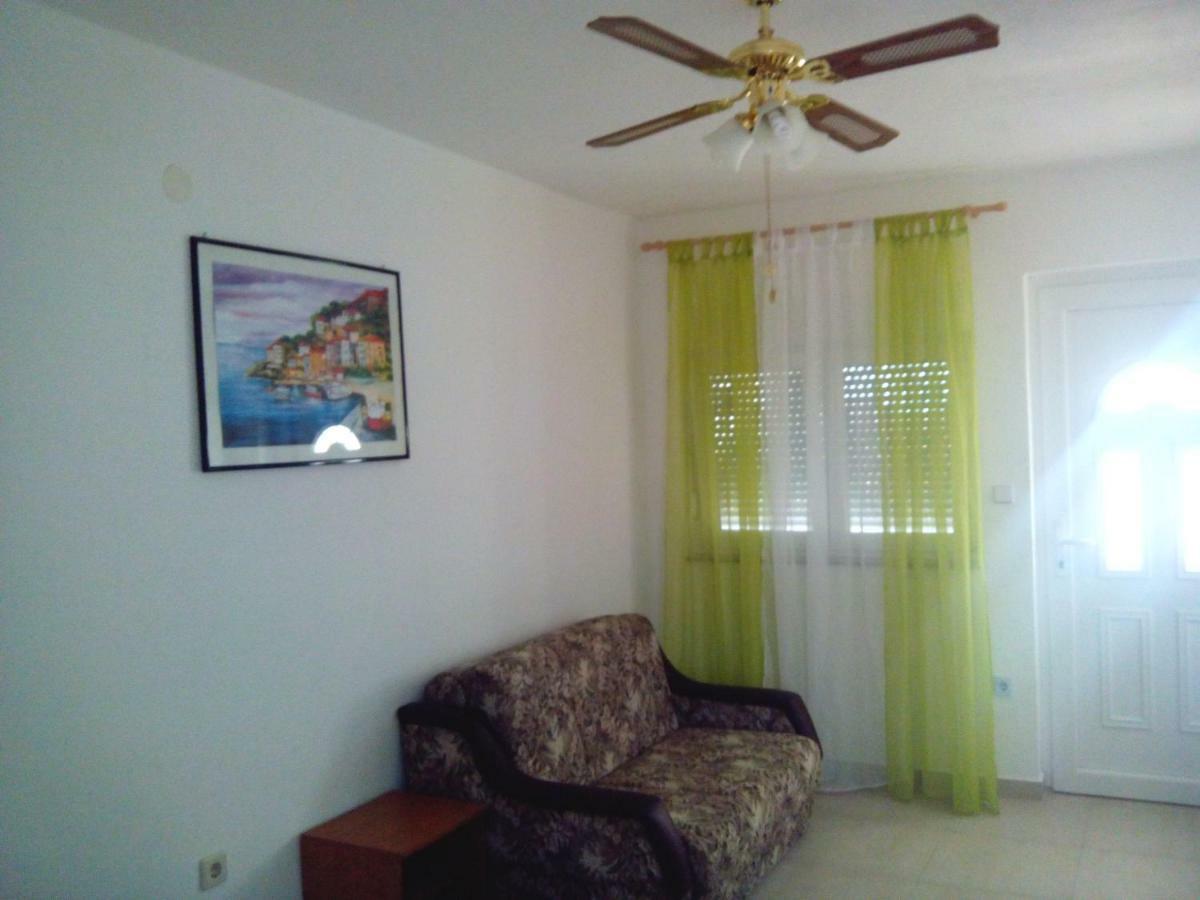 Apartmani Vjeko Vir Εξωτερικό φωτογραφία